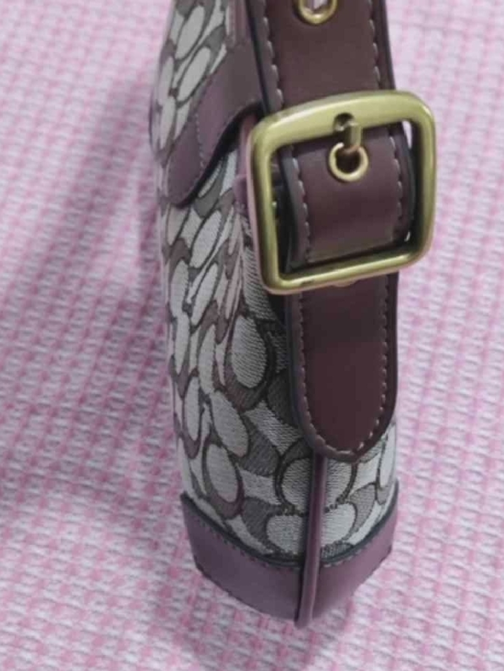 Brown Signature-Pattern Shoulder Bag - Picture 7 of 11